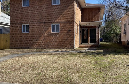 Durham Apartamento | DUKE UNIVERSITY, DUKE HOSPITAL, NCCU & UNC - ALL IN THE FAMILY - BEST LOCATION