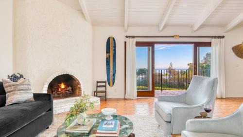 Central Malibu Villa | Dume Point by AvantStay Tennis Pool in Malibu