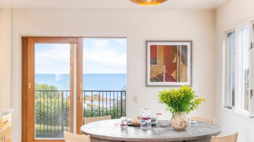 Central Malibu Villa | Dume Point by AvantStay Tennis Pool in Malibu