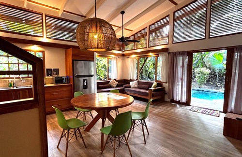 Chiguata Chalet De Esquí | Casa Duna. Casa diseño tropical & piscina privada