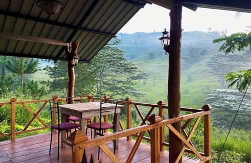Galaha Cabina | Dunali Mountains cabin in Galaha, Sri Lanka