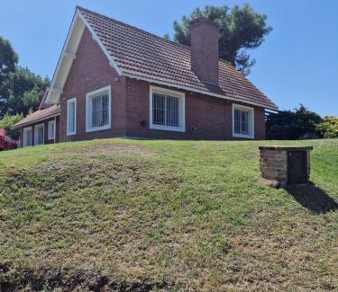 Pinamar Casa | Dunas Chalet y Apartamento, sólo familias