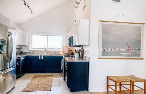 Salvo Cabaña | Dune Haus ~ Lovely Oceanfront Cottage Private Cape Hatteras Beach HotTub Lift