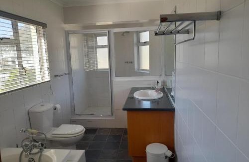 Hout Bay Cabina | Dune Lodge