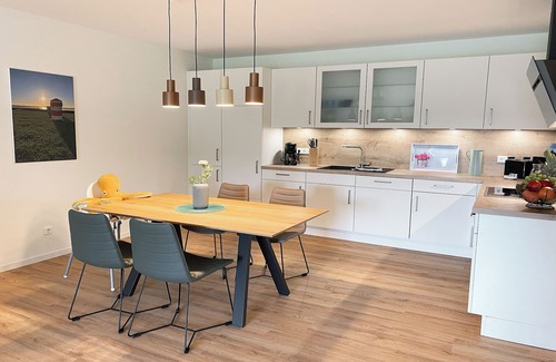 Tossens Apartamento | Dune magic - relaxed enjoyment. Sauna. Low barrier width. Comfort.
