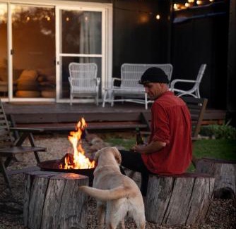 White Beach Casa | Dune Shack - On The Beach, 10 minutes from Port Arthur