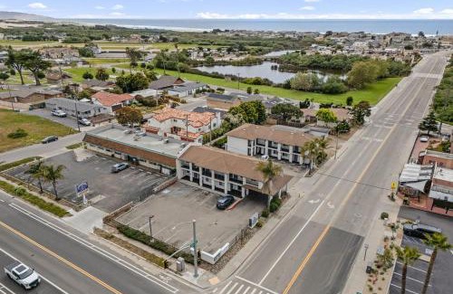 Oceano Hotel | Dune Surfer Inn