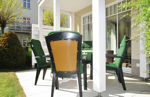 Ostseebad Kuhlungsborn Apartamento | Dünenschloss H2 WE4: modern 3-room apartment close to the beach with large terrace