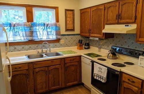 Town of Pines Casa | Dunes Cottage at Town of Pines Lake Michigan near Indiana Dunes Parks!