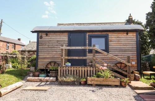 Knock Casa | Dunfell Shepherd's Hut