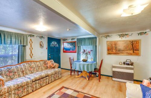 Dunsmuir Apartamento | Dunsmuir Apartment about 17 Mi to Mt Shasta Ski Park!