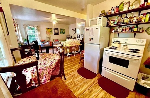 Dunsmuir Cabaña | Dunsmuir Cellar Cottage
