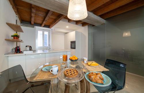 Iseo Apartamento | Duomo Apartment