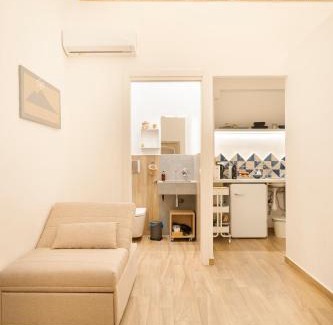 Naples City Centre Apartamento | Duomo Holiday