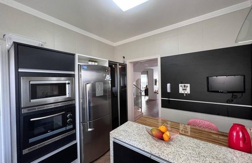 Centro Apartamento | Duplex 2 Blocks from the Beach -