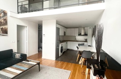 Billancourt–Rives de Seine Apartamento | Duplex, 10 min des Champs Elysée