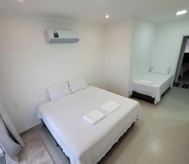 Porto Seguro Casa | Duplex 3 suítes Ar wifi e vista total da orla