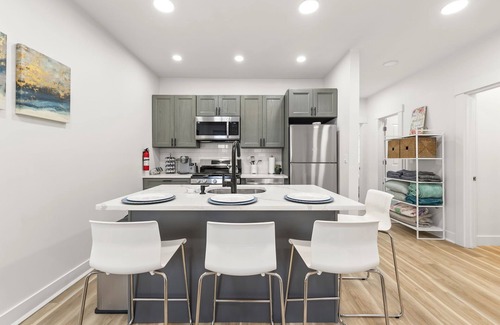 Paterson Apartamento | 10Guests! Parking/1ST FLOOR-Duplex