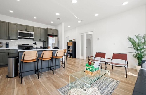 Fair Lawn Apartamento | 10Guests! Parking/2ND FLOOR-Duplex