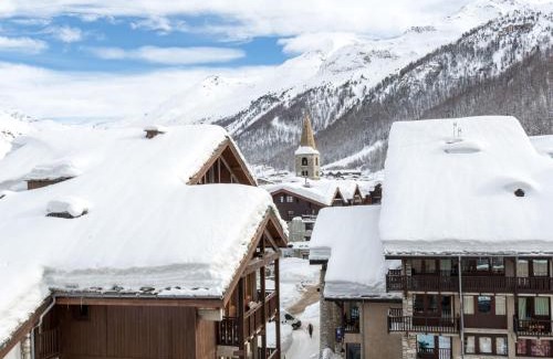 Val-d'Isere Apartamento | Duplex 5 pièces luxe aux pieds des pistes avec hammam et cheminée - FR-1-694-87