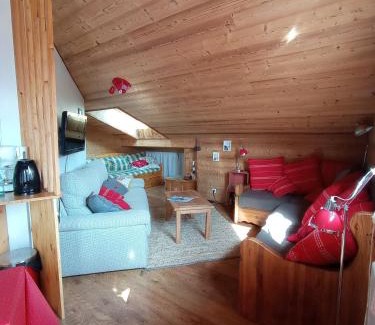 Hauteluce Apartamento | DUPLEX 50 m2 aux pieds des pistes les saisies hauteluce et contamines montjoie 6 personnes 1 chambre et un coin nuit