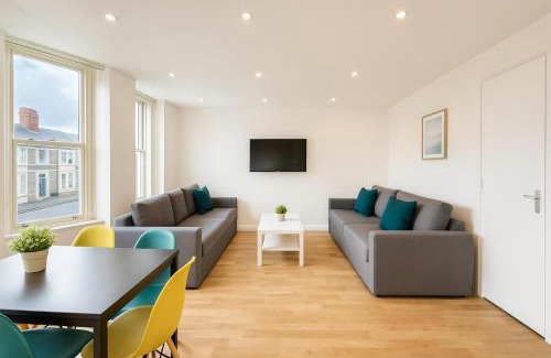 Cathays Apartamento | Duplex Apartment For Up to 13 Near City Centre