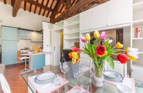 Ferrara Apartamento | Duplex Apartment Free Parking in ZTL