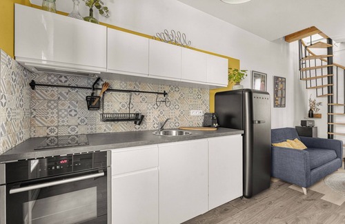 Minimes - Barriere de Paris Apartamento | Duplex apartment in the heart of Les Minimes, close to the Canal du Midi and the metro.