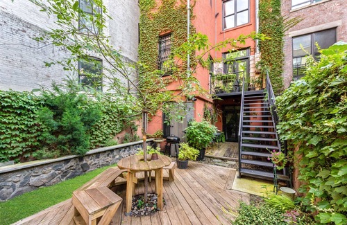 Central Park North Apartamento | Duplex con Encanto del viejo mundo