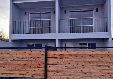 Chascomus Apartamento | DUPLEX ATARDECERES
