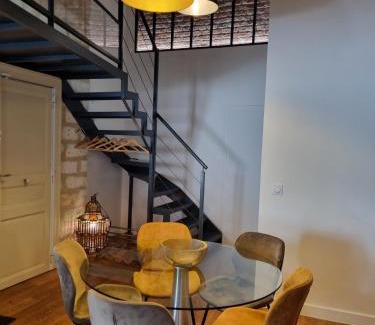 Gares Apartamento | Duplex Chic Climatisé avec terrasse proche Comédie