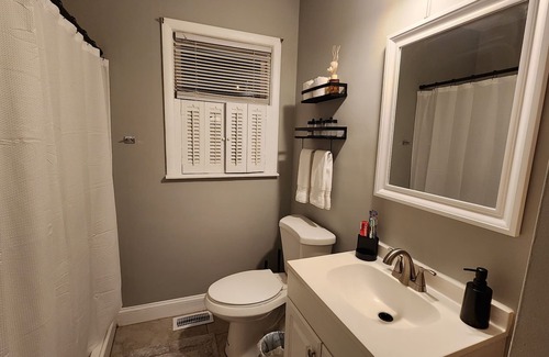 Donelson Casa | duplex close to all Nashville amenities