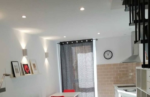 A Guarda Condominio | Duplex con encanto en paseo marítimo de A Guarda