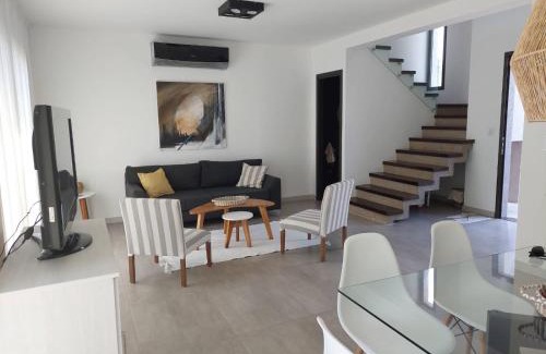 Cordoba Casa | Duplex de Categoria - con estacionamiento gratuito