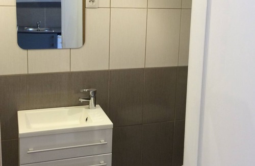 Faubourg-Raines Casa | Duplex Dijon station downtown