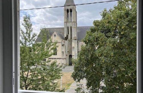 Senlis Casa | Duplex Downtown Abbaye by La Boîte En Plus