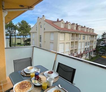 San Vicente de la Barquera Apartamento | Duplex 1aLinea PLAYA Incluye PARKING PRIVADO y TRASTERO Wifi FIBRA alta velocidad