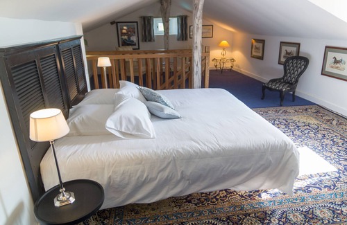 Saint-Maime-de-Pereyrol Cama Y Desayuno | Duplex Magnolia en Dordoña, con piscina y acceso independiente.