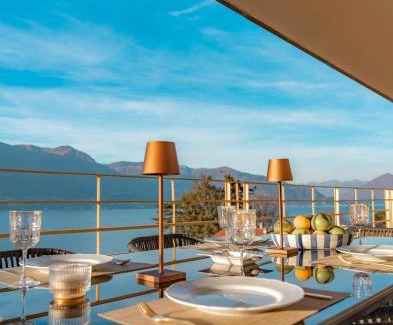 Porto Valtravaglia Apartamento | Duplex Lakeside Penthouse