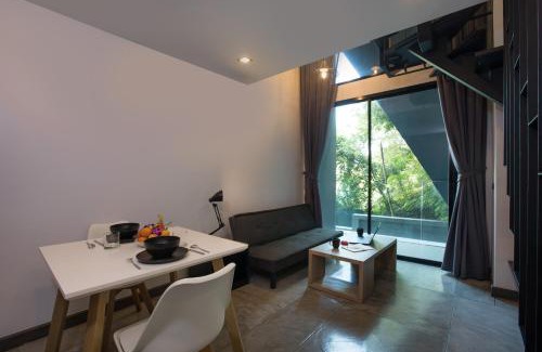 Rawai Apartamento | Duplex Loft near Nai Harn Beach with Pools & Gym - Utopia Loft B125