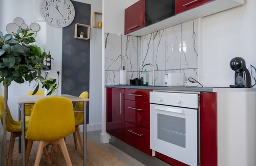 Le Bourget Apartamento | Duplex Lumineux-netflix