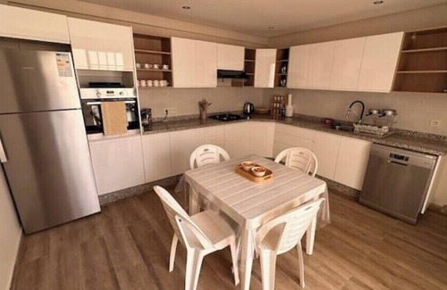 Semlalia Apartamento | Luxury Downtown Duplex with Pool