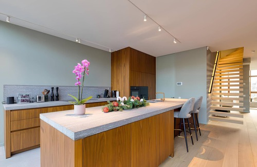 Ixelles Apartamento | Duplex Penthouse with Breathtaking Views