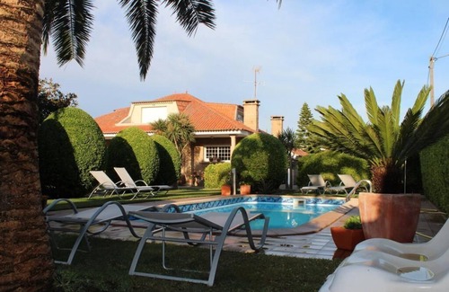 O Grove Apartamento | Duplex Playa de Rons - A menos de 50 m. de la playa, con piscina y jardín