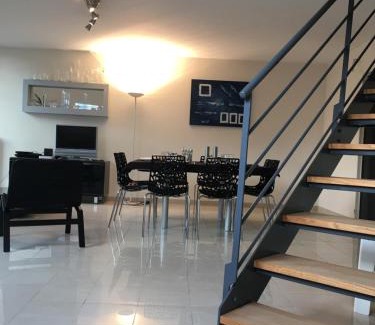 Henriville Casa | Duplex residence d'orléans