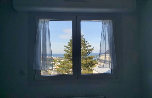 Grandcamp-Maisy Apartamento | Duplex & terrasse, sea and port view 2minutes from fish market and restaurants