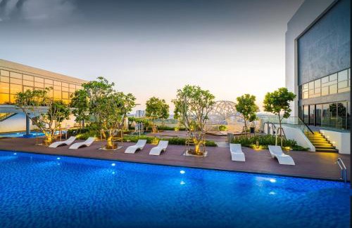 Gelang Patah Apartamento | Duplex Town House at EcoBotanic Near Legoland with Netflix and KTV System