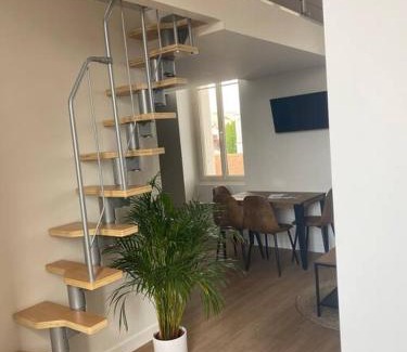 Angouleme Apartamento | Duplex type Loft centre ville * clim * WIFI * Haut de gamme *