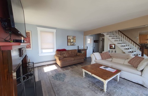 Nyack Casa | Duplex WATERFRONT HOME