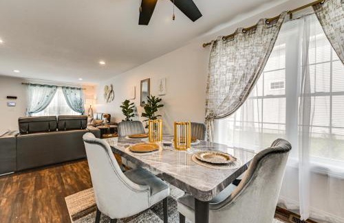 Springfield Apartamento | Duplex with Fire Pit about 1 Mi to MGM Springfield!